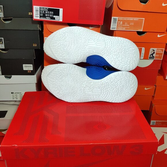 NIKE KYRIE 3 BLACK/ROYAL MEN'S US SIZE 10 BRAND NEW IN BOX - Picture 9 of 14